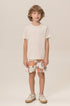 Conjunto Movimiento Beige de Bugbee, camiseta y bermuda en felpa ligera