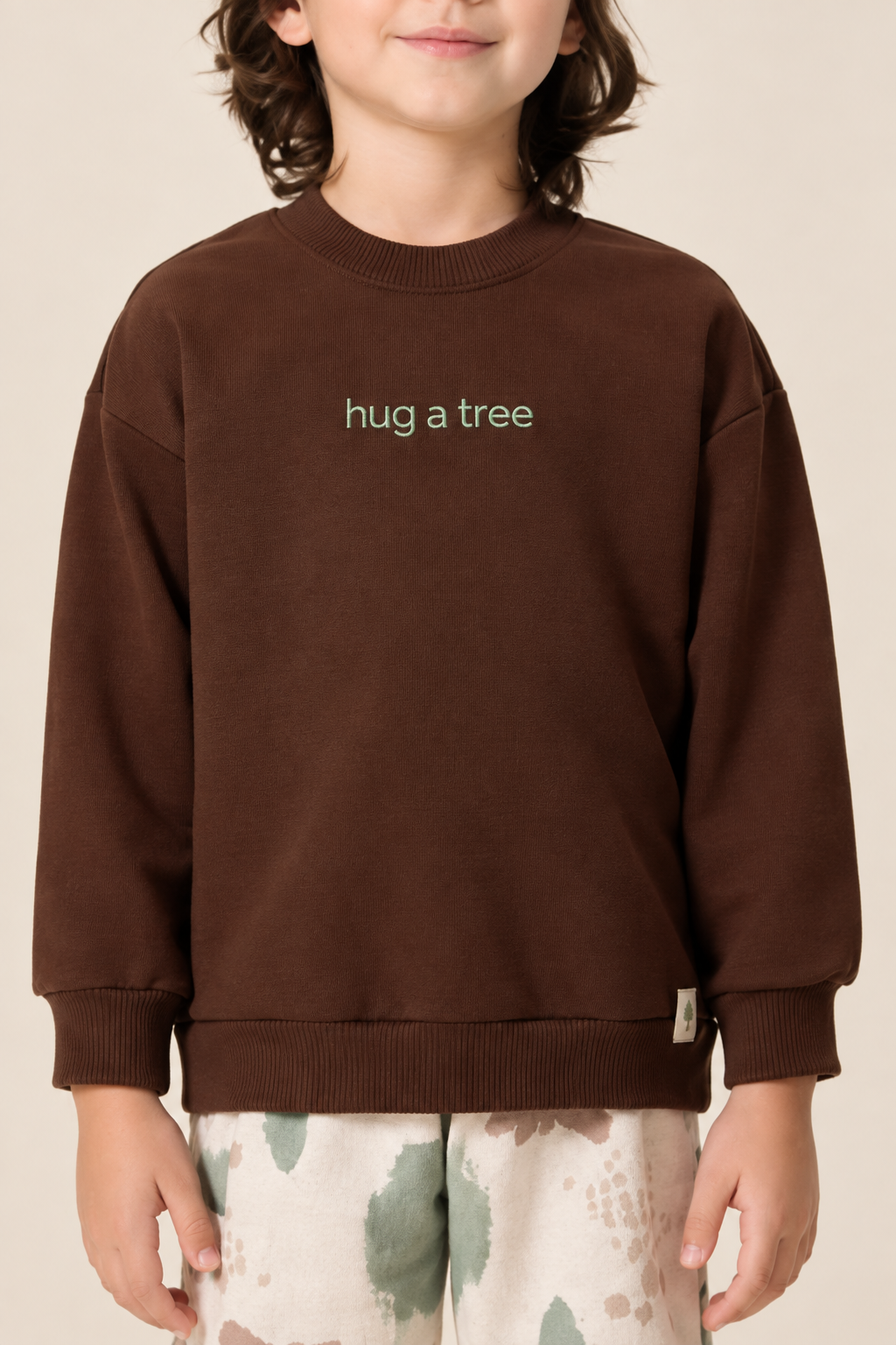 Conjunto Abraza un Árbol de Bugbee – ropa infantil – vista adicional 2