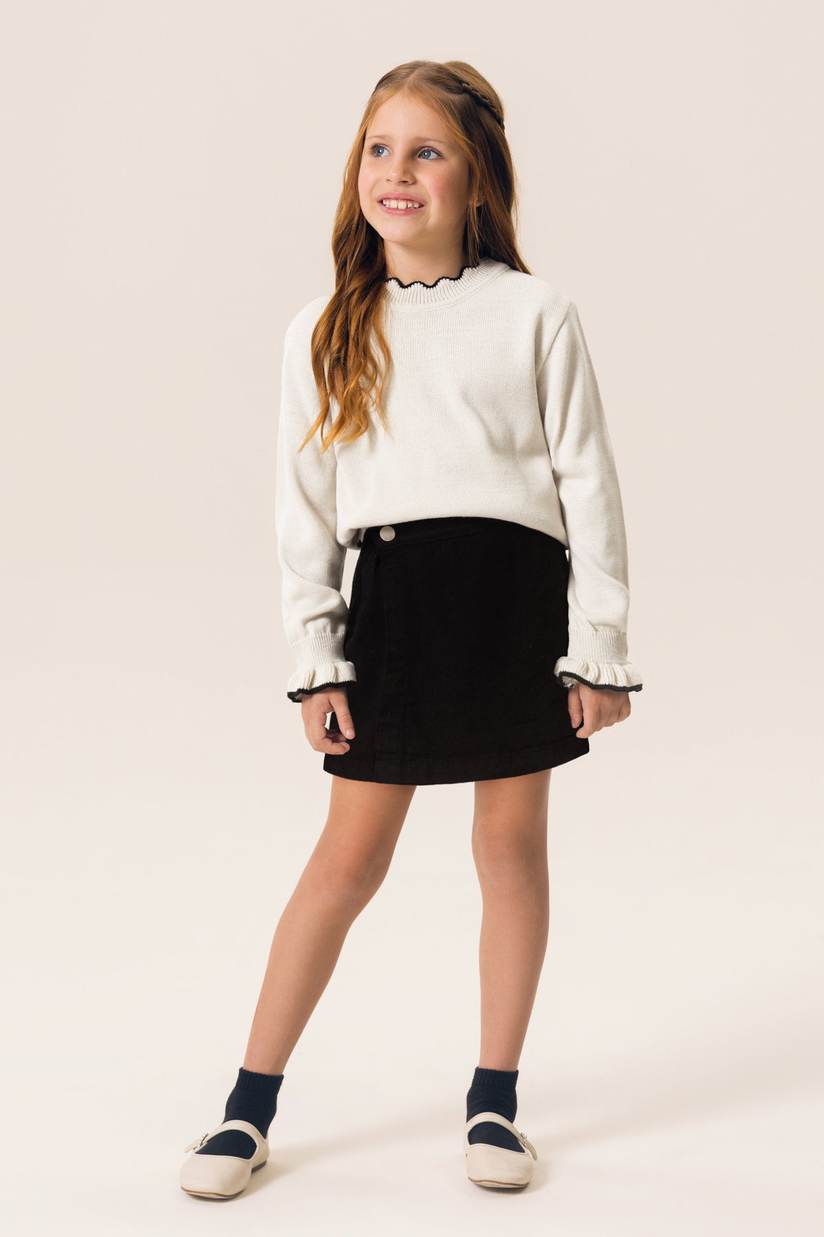 Conjunto Tejido con Falda-Short de Bugbee – ropa infantil – vista adicional 5